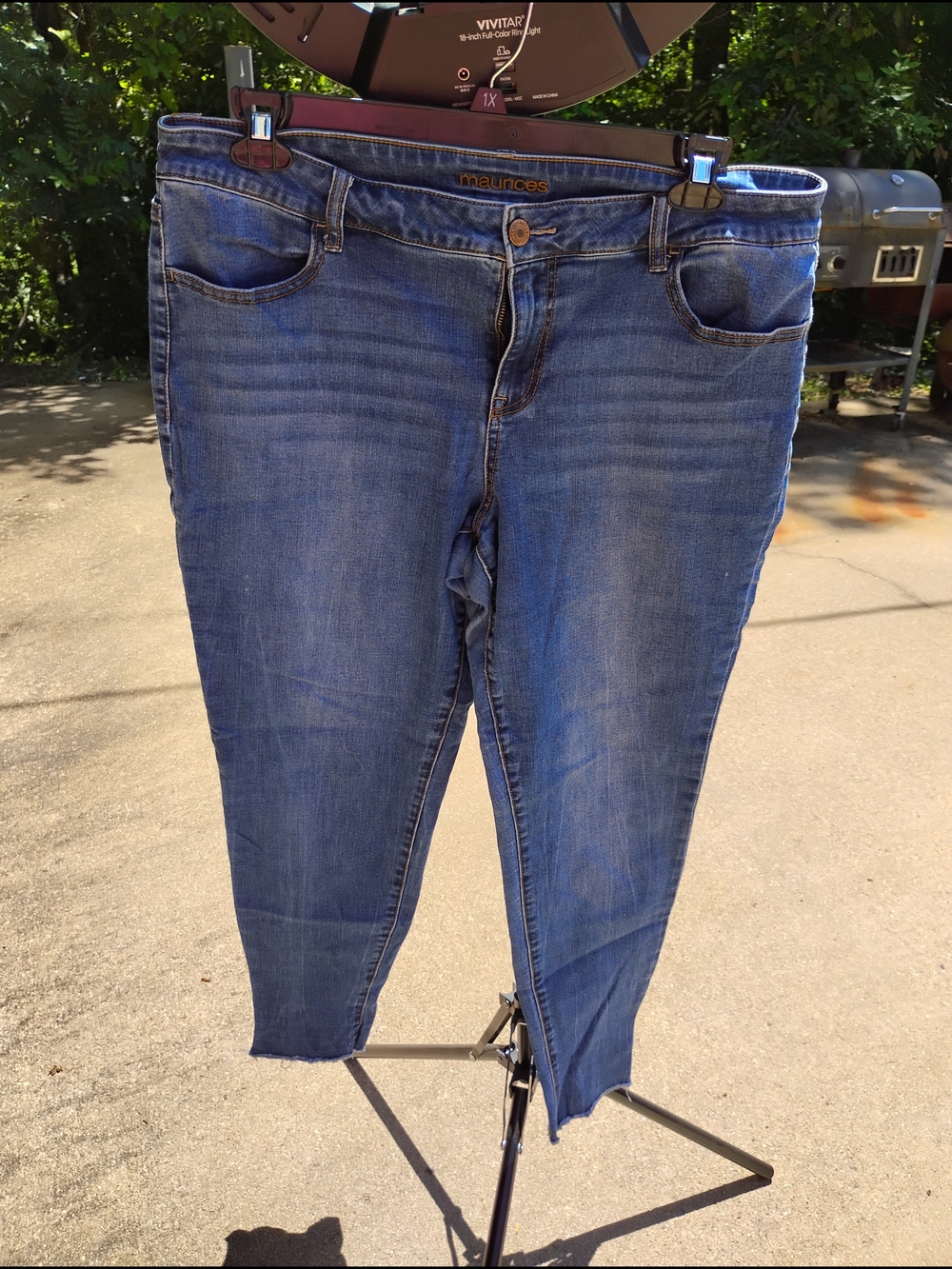 Maurices Women's Dark Blue Ankle Crop Stretch Jeans